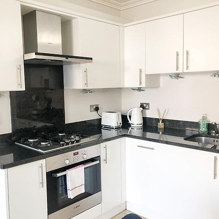 Crown Mews Villa Windsor Dış mekan fotoğraf
